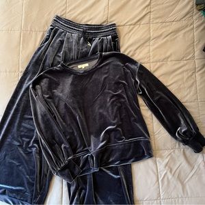 Madewell 2 piece velvet set